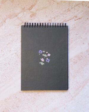 מחברת נקודות Night Blossom Sketchbook